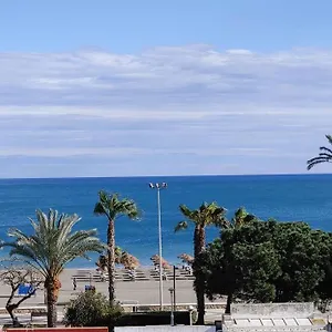 precioso-apartamento-frente-a-la-torre-del-mar.1costadelsol.com/